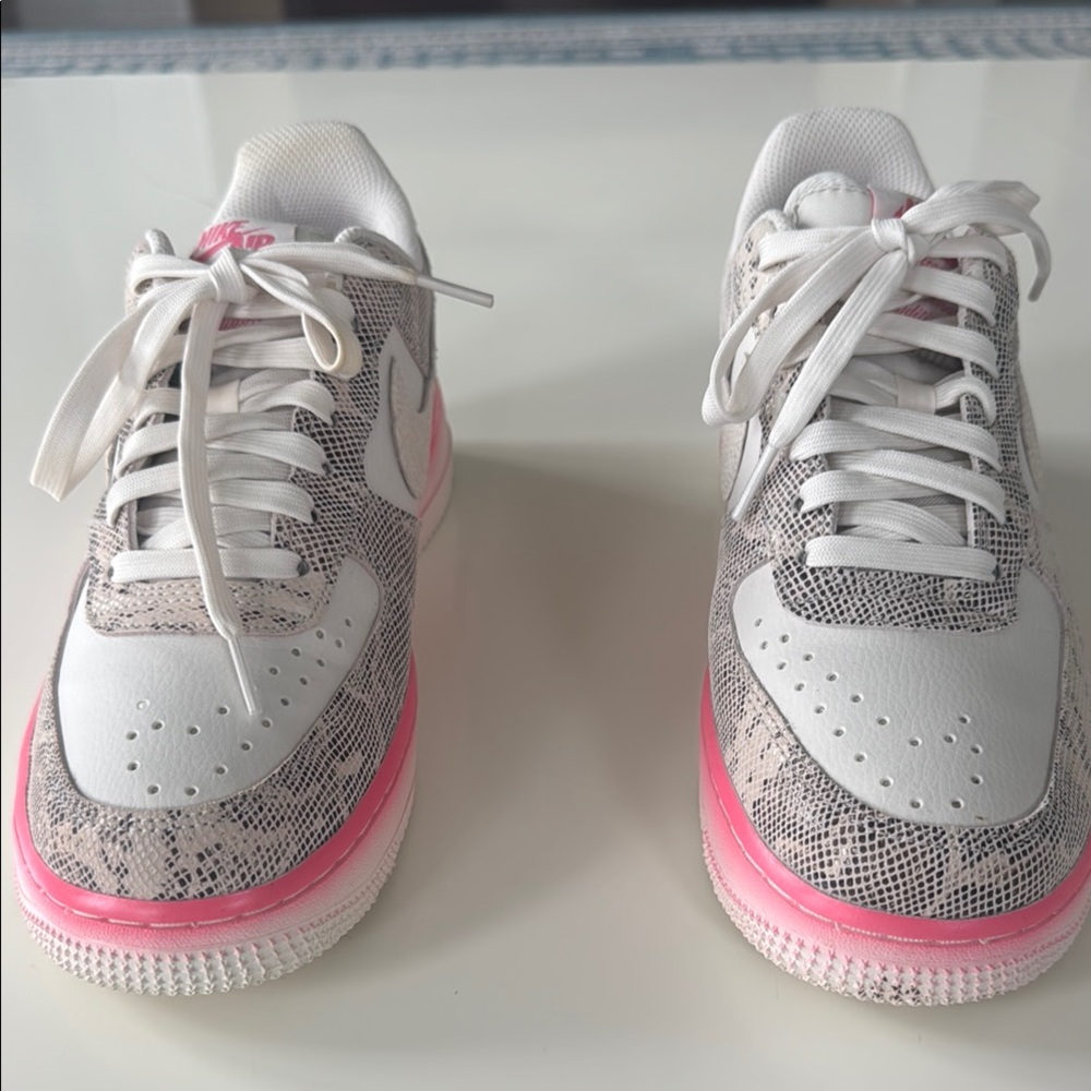 Stylish Women's Pink and White Sneakers
